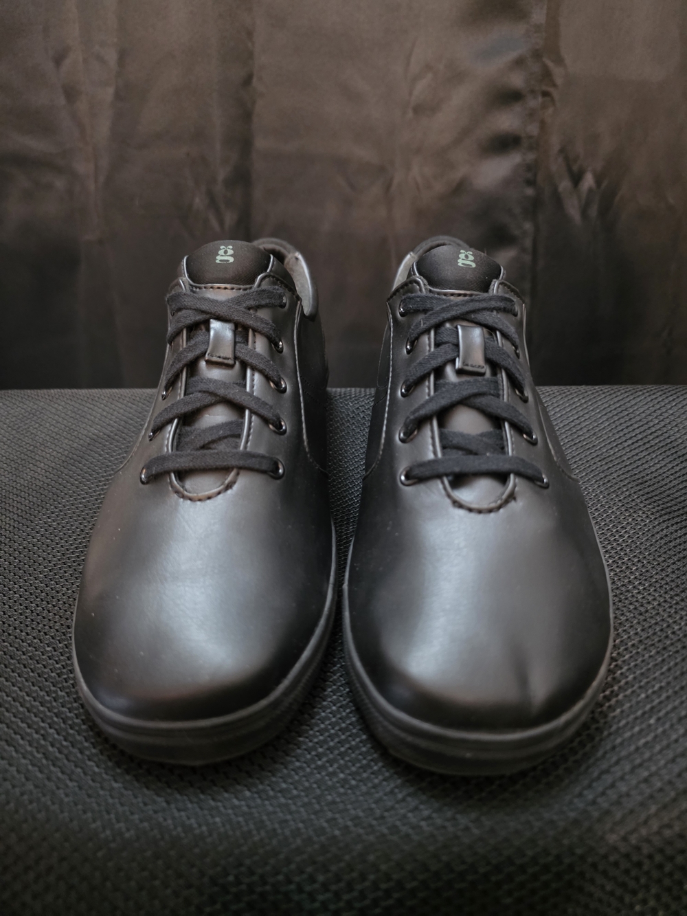 Grasshoppers Black Leather Casual Lace-Up Oxfords